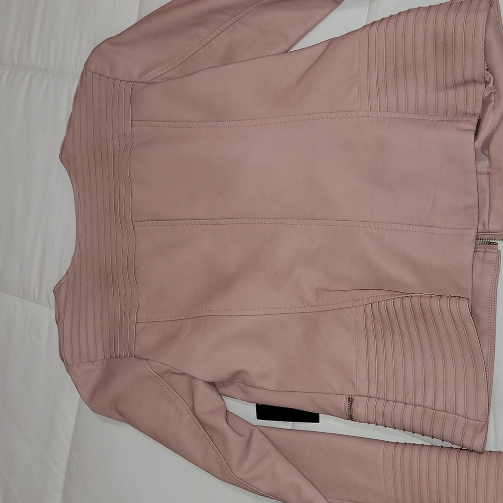 Zipper Closure Jacket - Picture 4 of 4